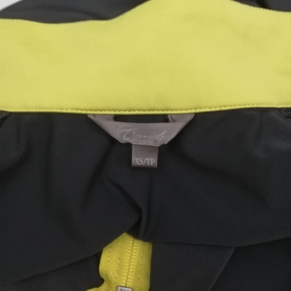 Athletic jacket - Picture 4 of 5